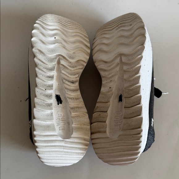 Hey Dude Wendy Peak Chambray Dark Gray Platform Loafer Shoes size 7 - Picture 8 of 9